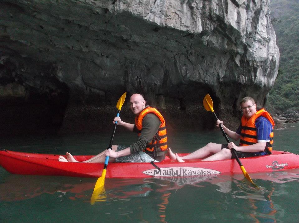 Kayaking on Halong bay