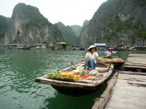 floating market in halong bay vietnam