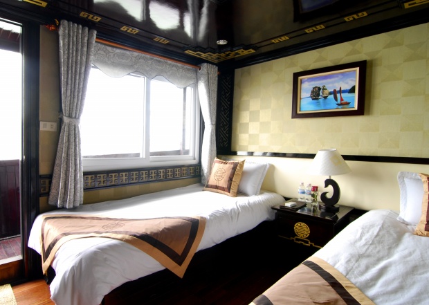 ALOVA GOLD CRUISE TWIN ROOM