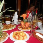 Meal on halong bay with alova gold cruises